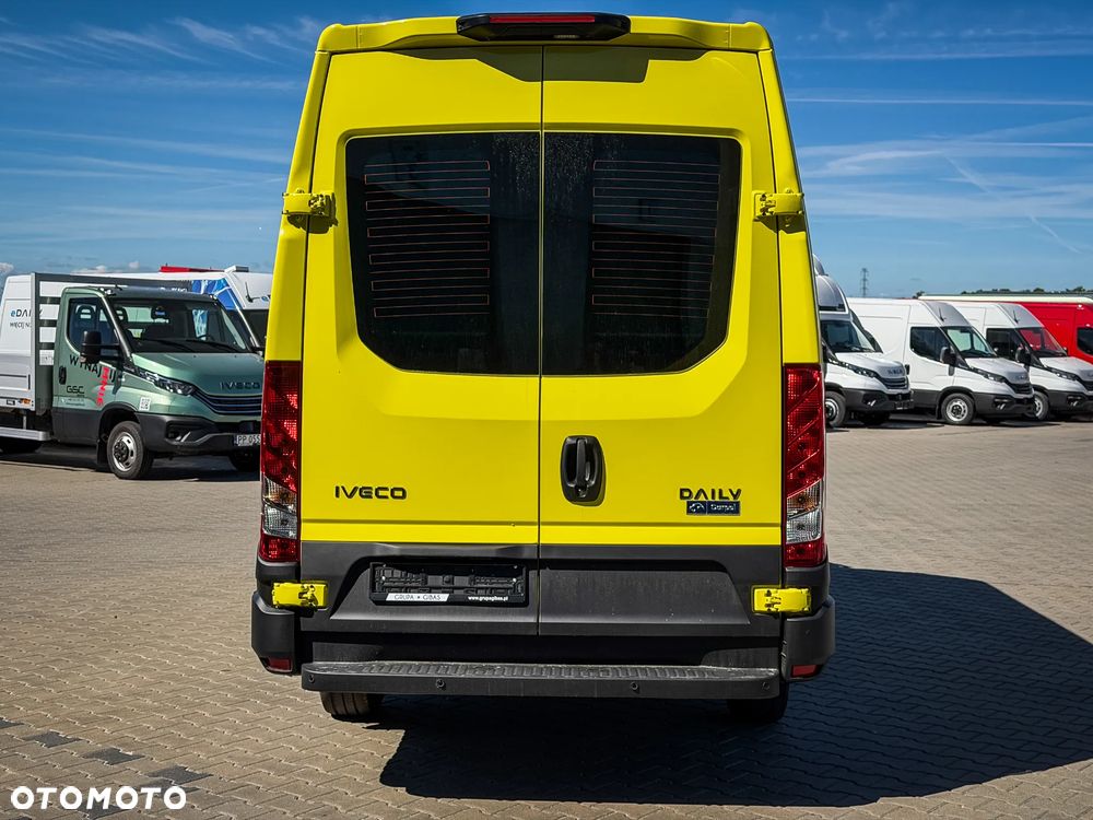 Iveco Daily 3.0 3.5 tony Brygadówka L3H2 Nowy MY24 - 10