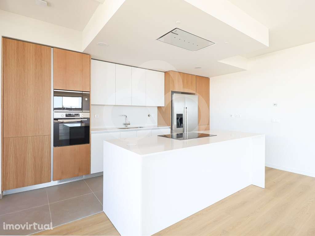 Penthouse T4 com vista deslumbrante em condomínio privado no Belas ... - Grande imagem: 3/40