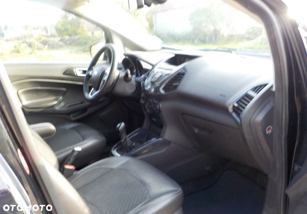 Ford EcoSport - 18