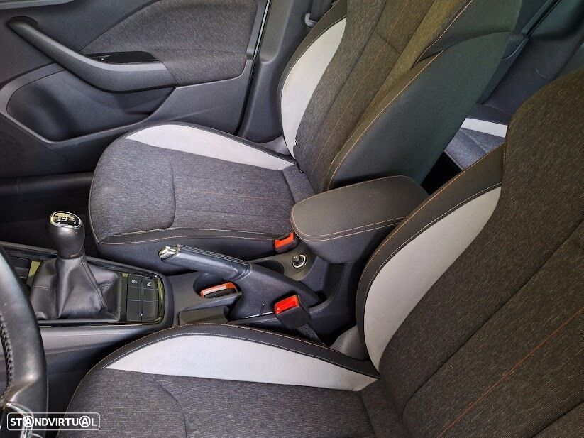 Skoda Kamiq 1.0 TSI Style - 8