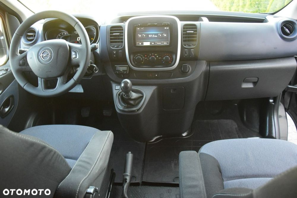 Opel Vivaro - 28