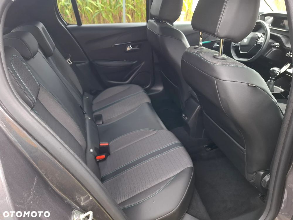 Peugeot 208 1.2 T Allure S&S - 25