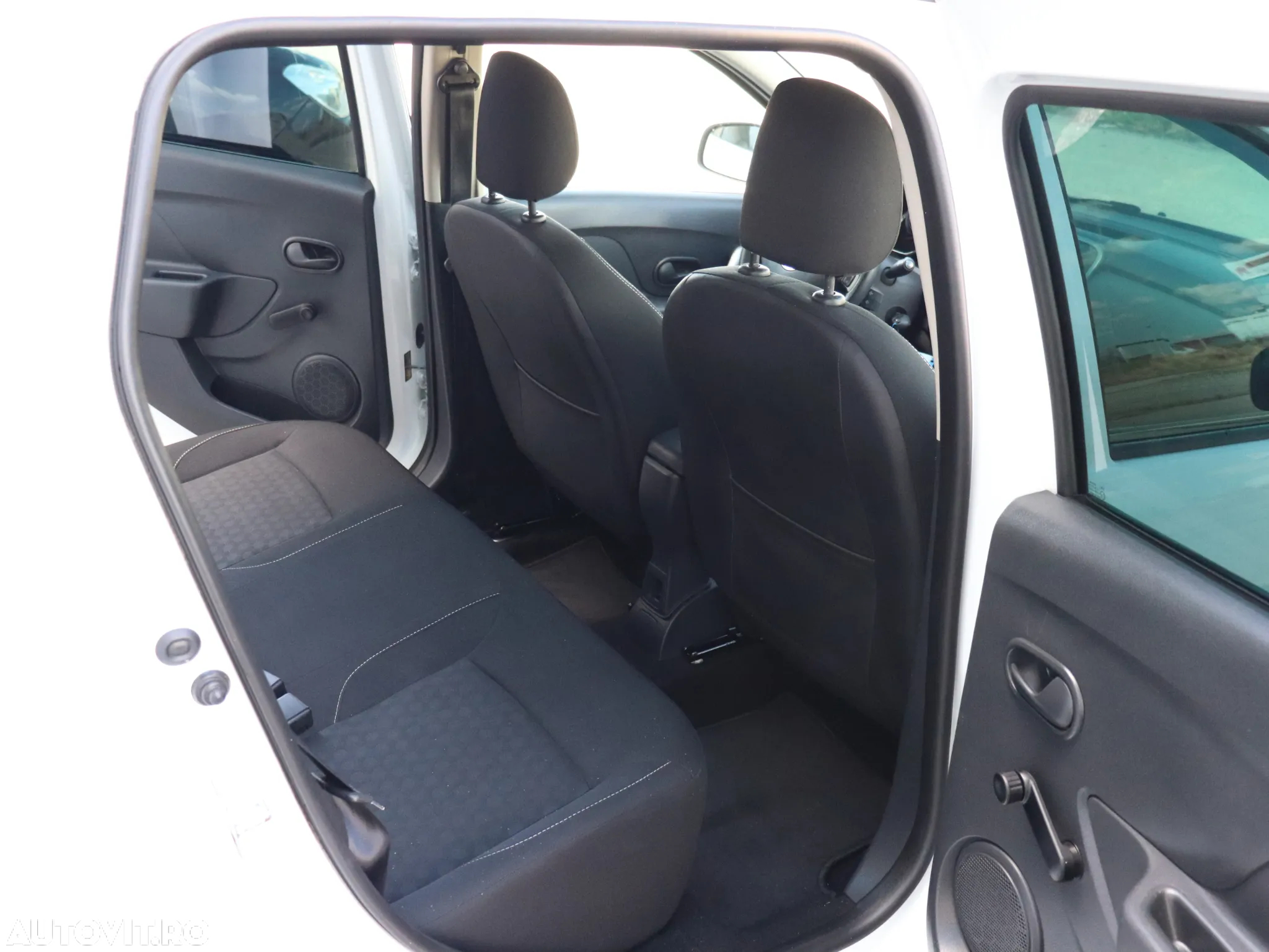 Dacia Logan MCV 0.9 TCe GPL Laureate - 12
