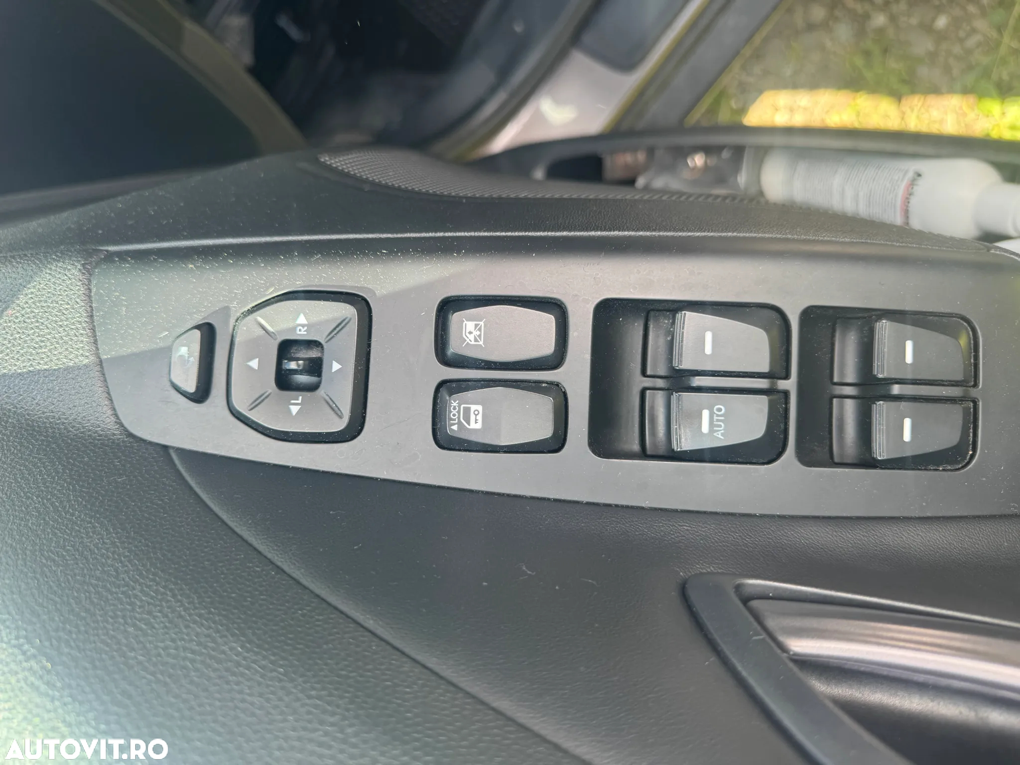 Hyundai ix35 2.0 CRDI 4WD Premium - 7