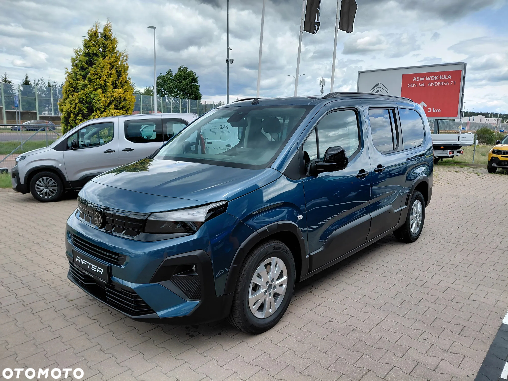 Peugeot Rifter 1.5 BlueHDI Allure S&S - 4