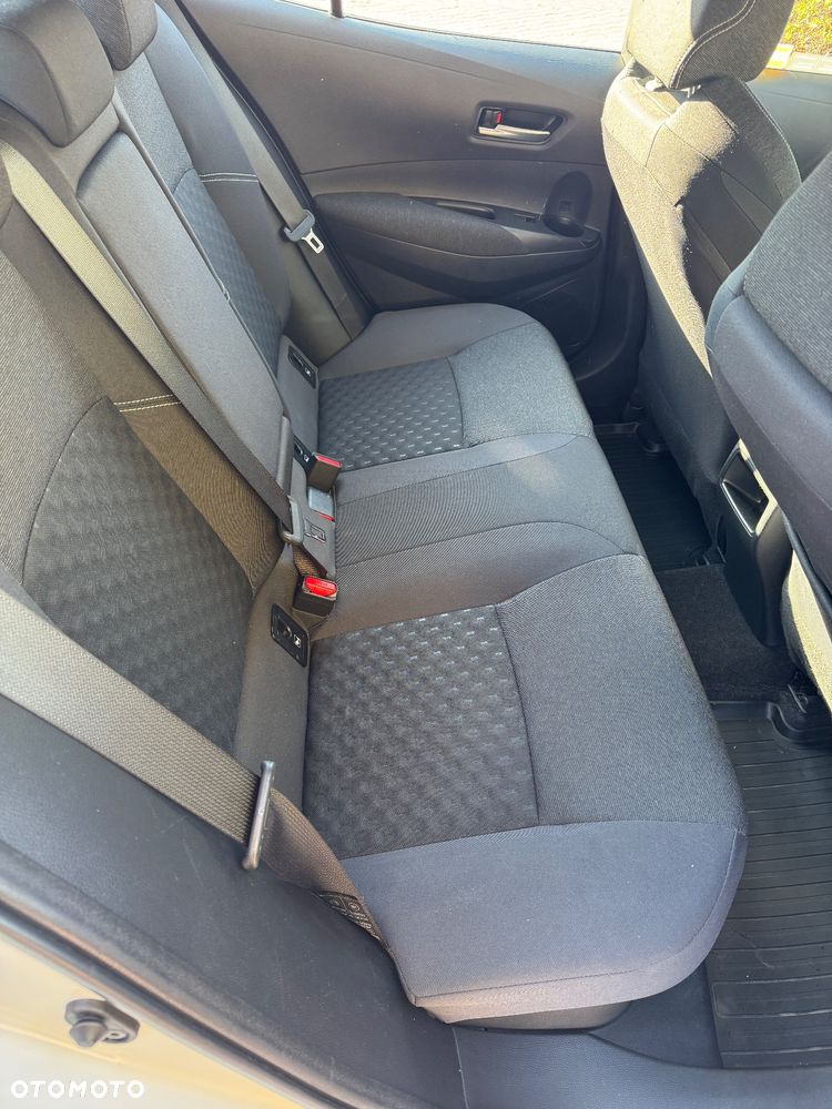 Toyota Corolla 1.8 Hybrid Comfort - 14