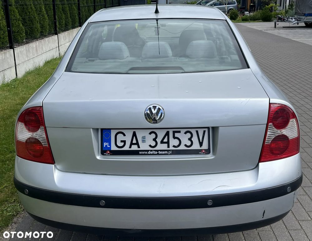 Volkswagen Passat 1.8T Comfortline Tiptr - 4