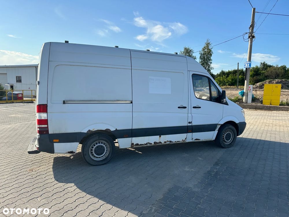 Mercedes-Benz Sprinter 906 - 8