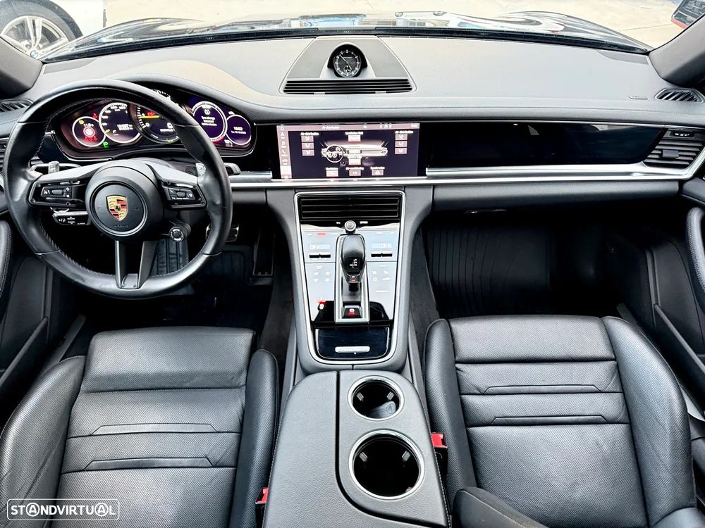 Porsche Panamera 4 E-Hybrid - 9