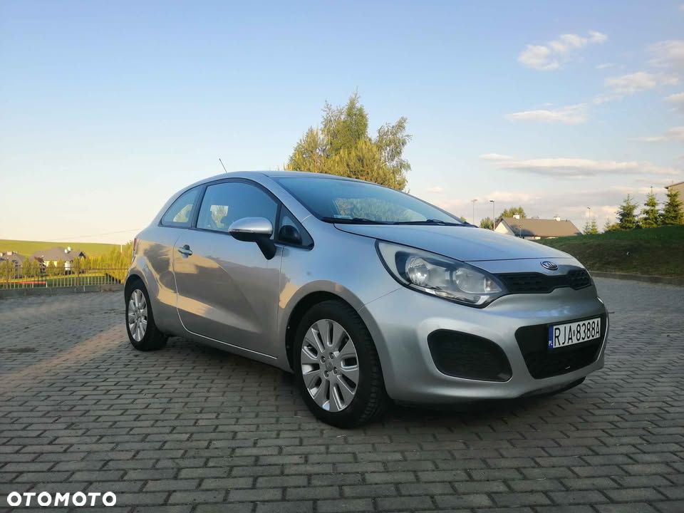 Kia Rio 1.4 L - 1