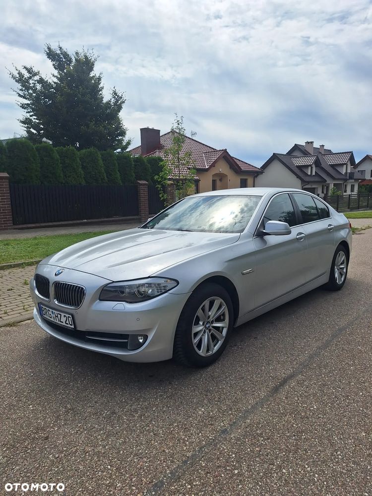 BMW Seria 5 520i - 1