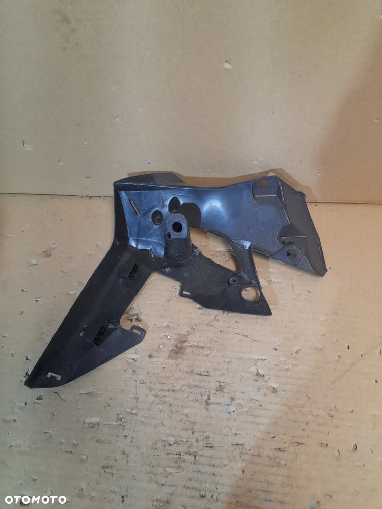 =  wypełnienie owiewki bocznej suzuki gsr 750 4753108J00 - 3