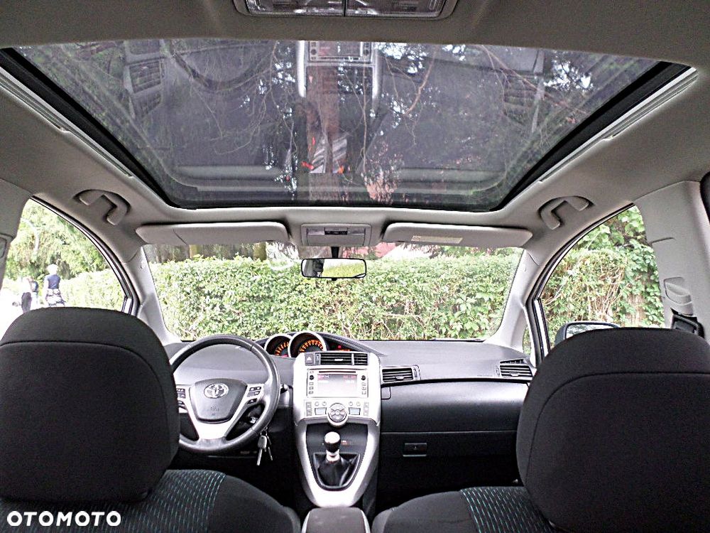 Toyota Verso 1.8 5-Sitzer Executive - 9