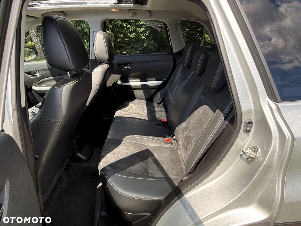 Suzuki Vitara 1.6 Premium 2WD - 16