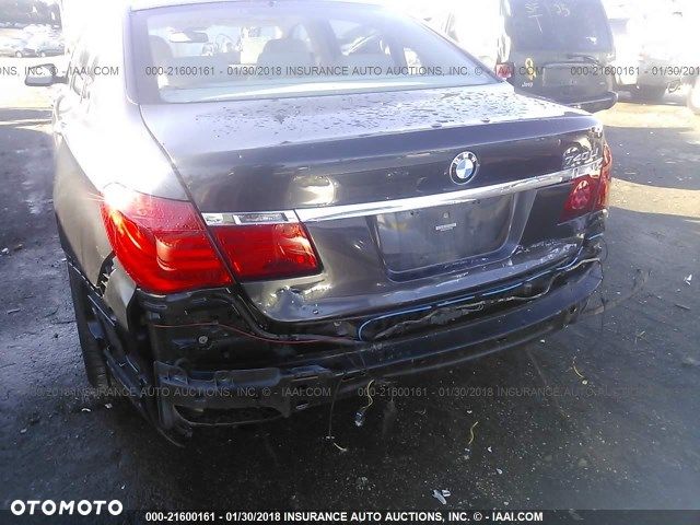 BMW Seria 7 740i L - 14