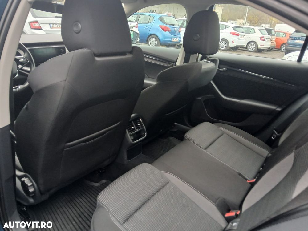 Skoda Octavia 1.0 TSI Ambition - 9
