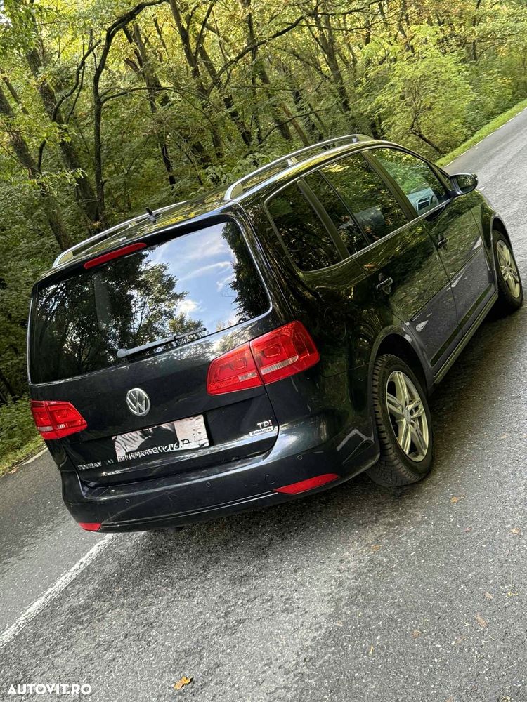 Volkswagen Touran 1.6 TDI DPF BlueMotion Technology DSG Cup - 12