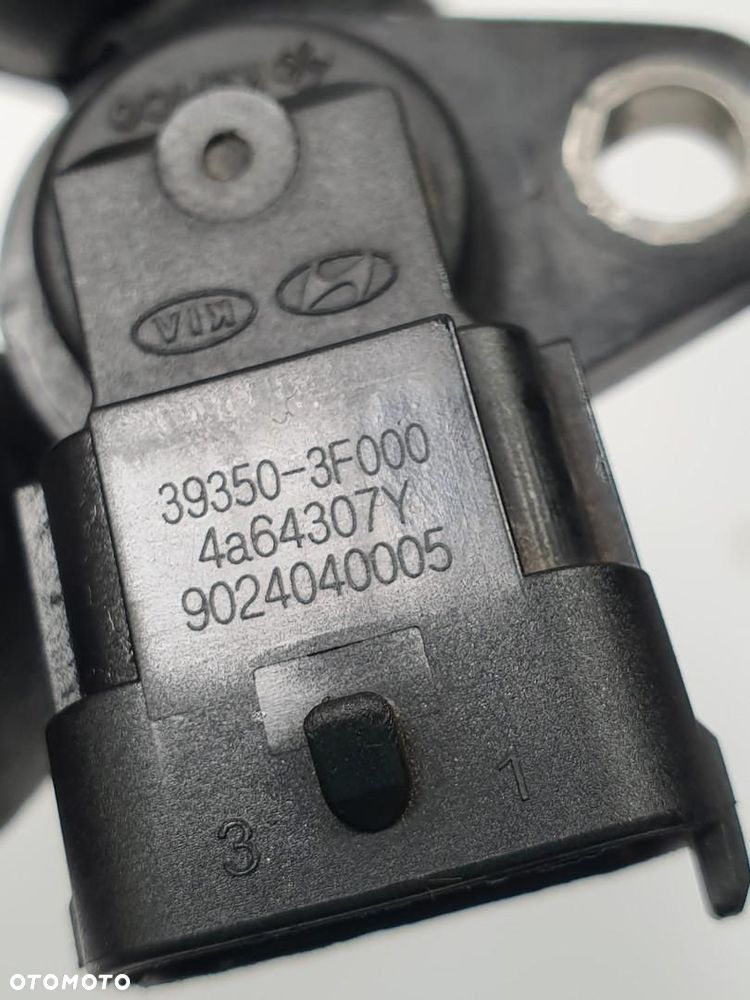 CZUJNIK WAŁKA ROZRZĄDU HYUNDAI i20 II 39350-3F000 - 3