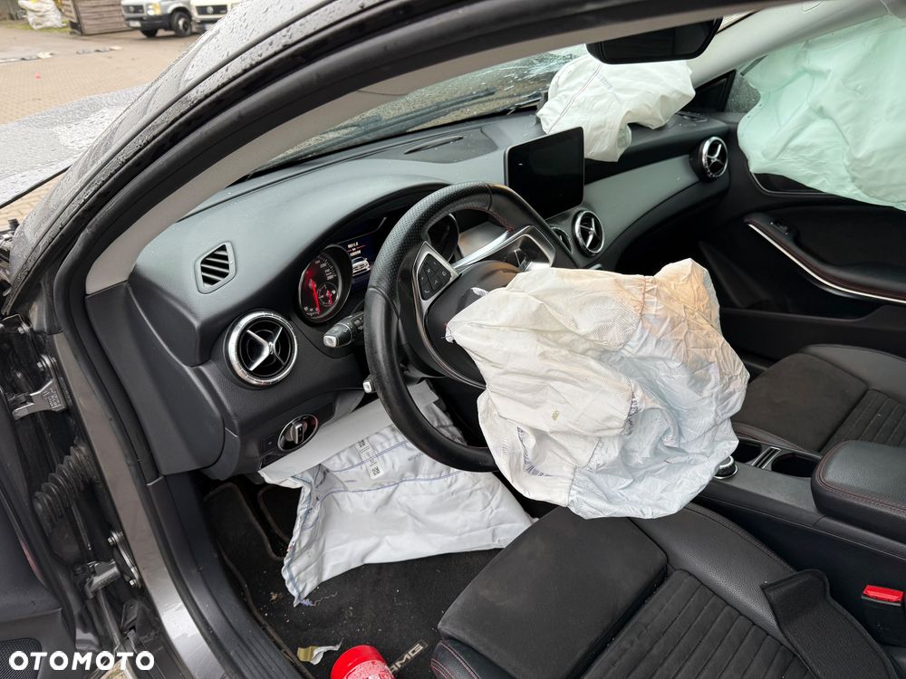 Mercedes-Benz CLA Shooting Brake 200 (CDI) d 7G-DCT AMG Line - 7