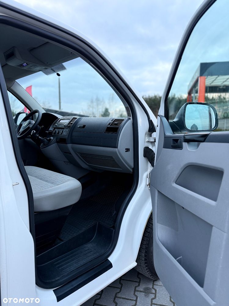 Volkswagen Transporter - 12