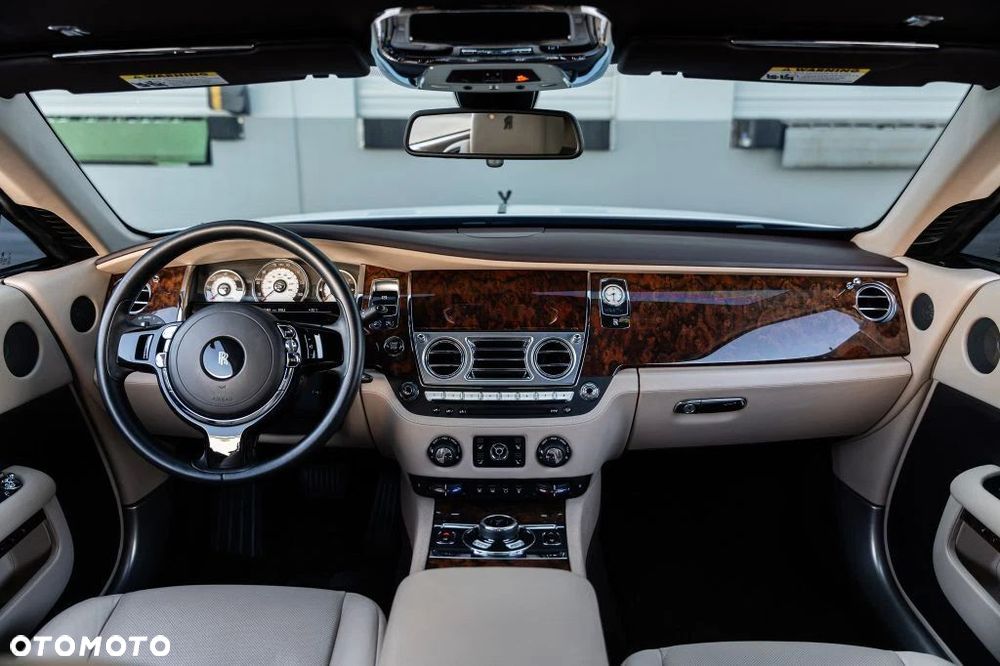 Rolls-Royce Wraith Black Badge - 31