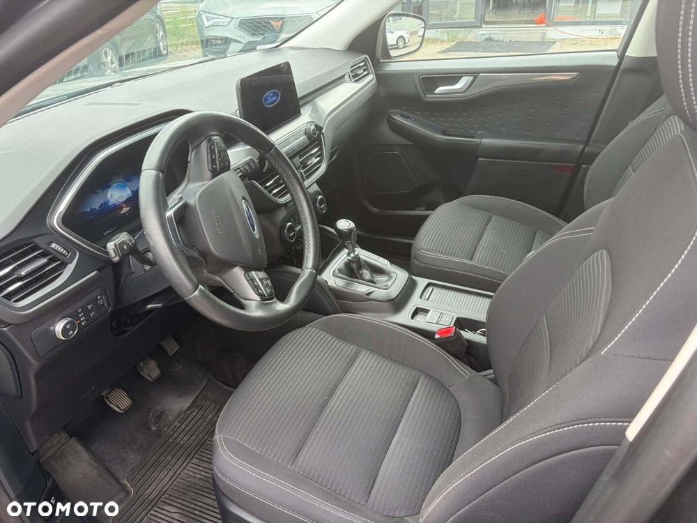 Ford Kuga - 3