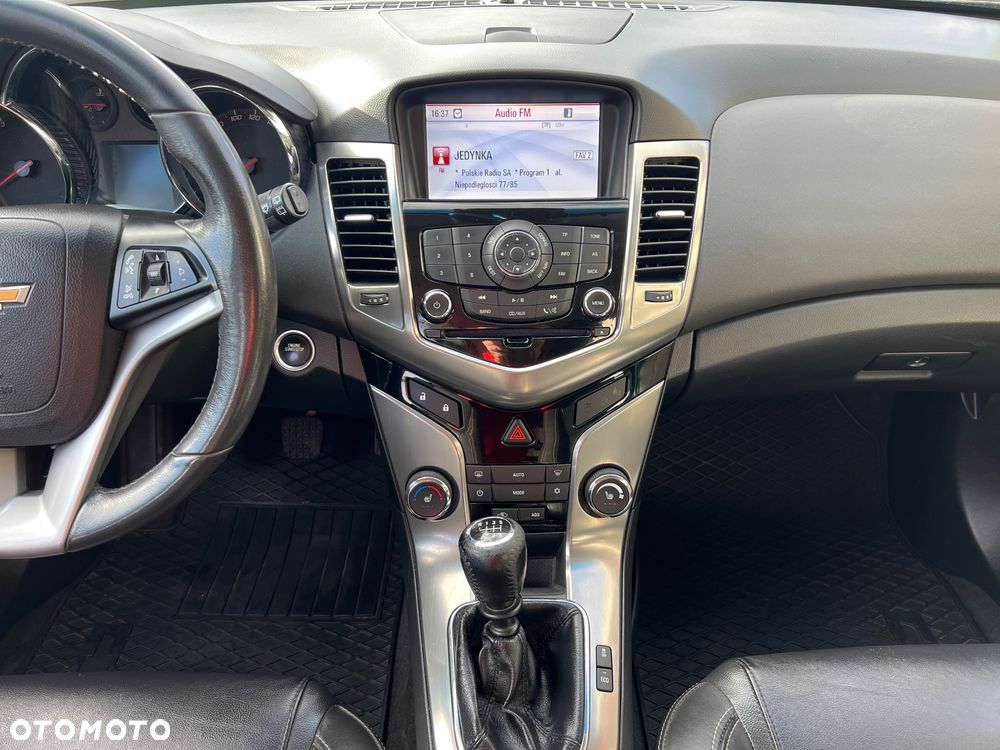 Chevrolet Cruze 1.4T LTZ - 5