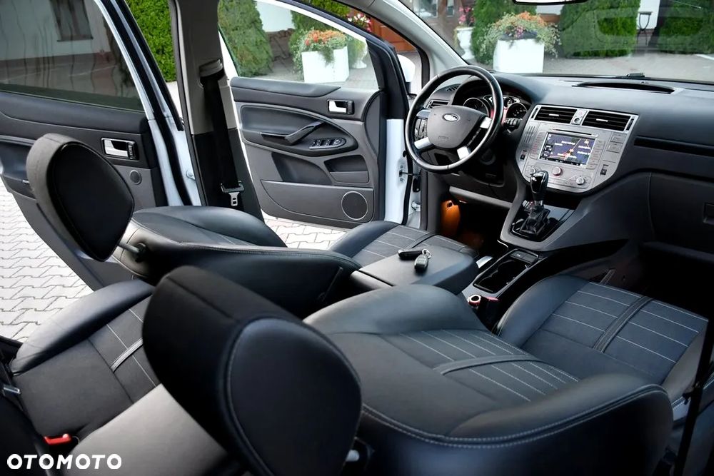 Ford Kuga 2.0 TDCi Titanium MPS6 - 27