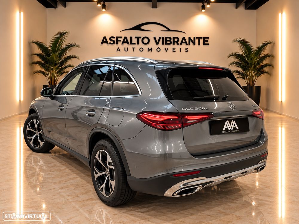 Mercedes-Benz GLC 300 e 4Matic 9G-TRONIC Edition Avantgarde - 3