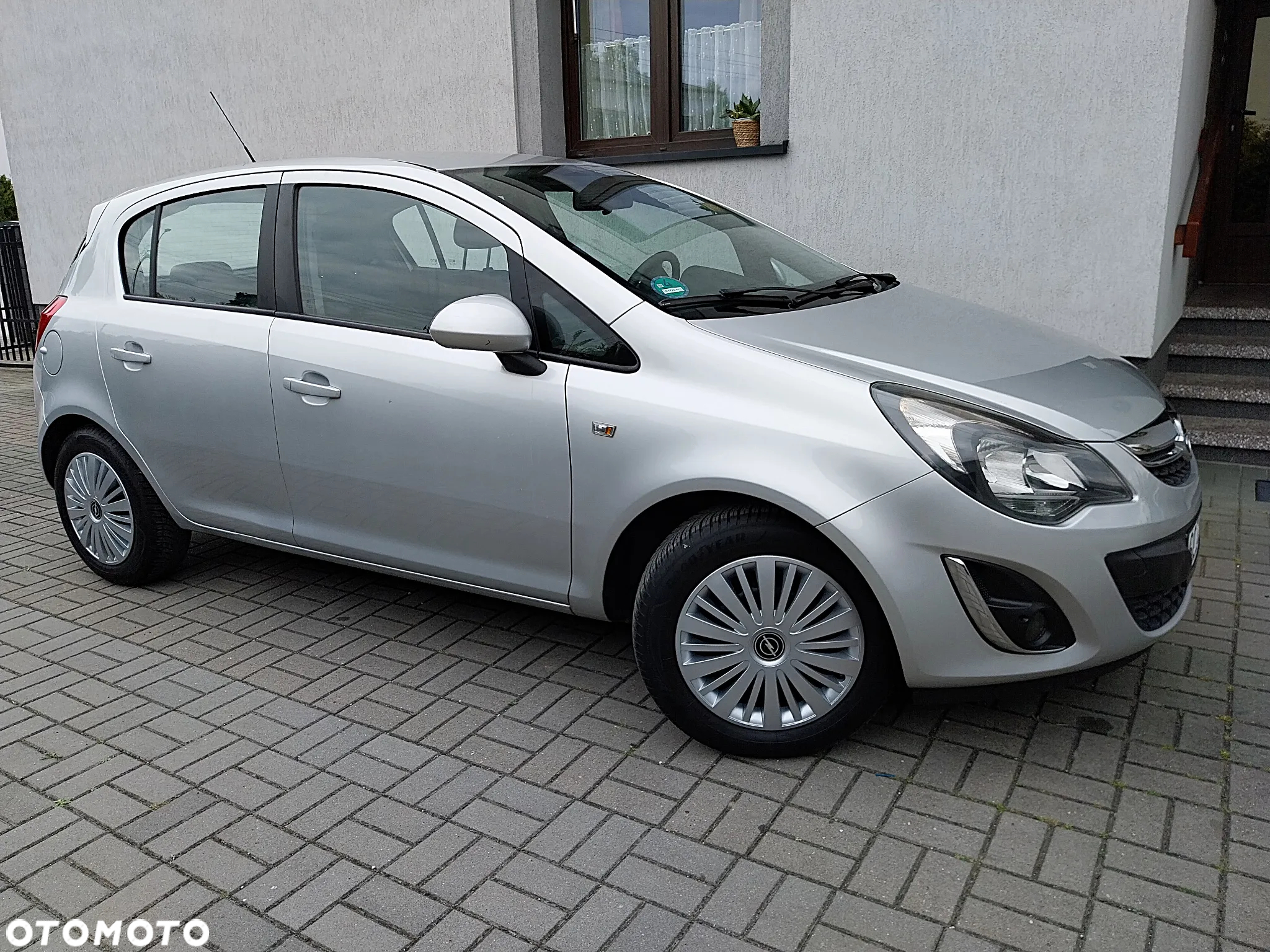 Opel Corsa 1.2 16V Cosmo - 23