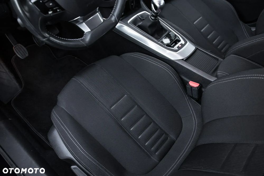 Peugeot 308 SW BlueHDi 150 Stop & Start Active - 14