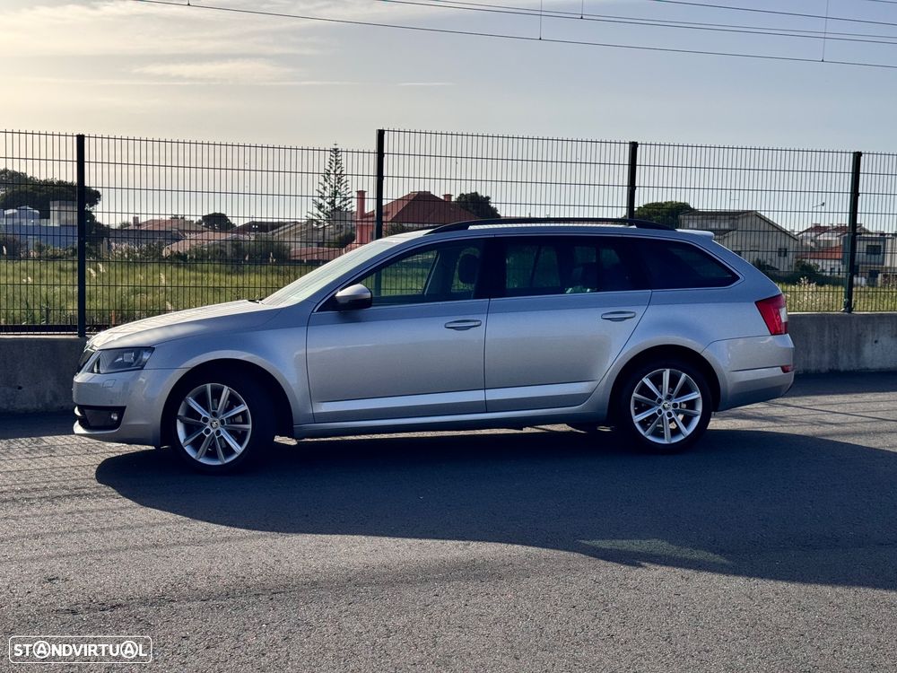 Skoda Octavia Break 1.6 TDi Elegance - 4