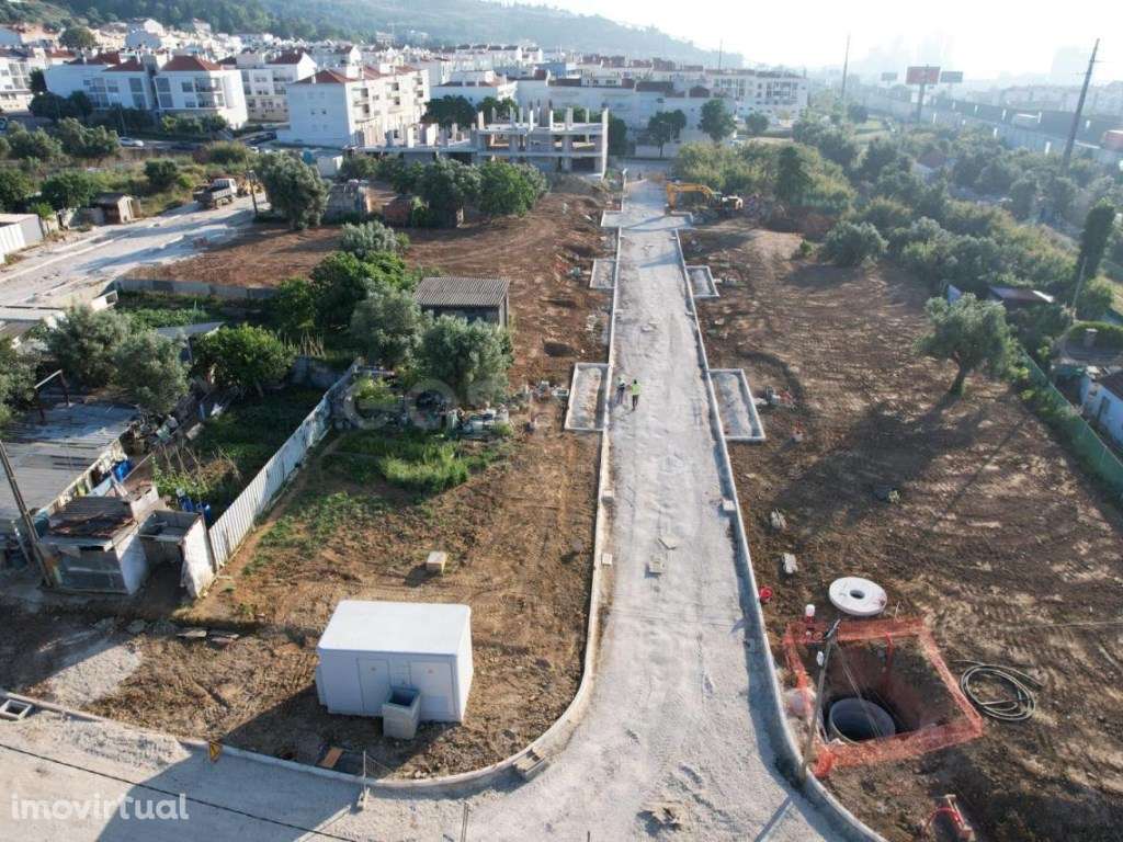 Lote urbanizado de Terreno para construção no Sobralinho em Alverca - Grande imagem: 2/6