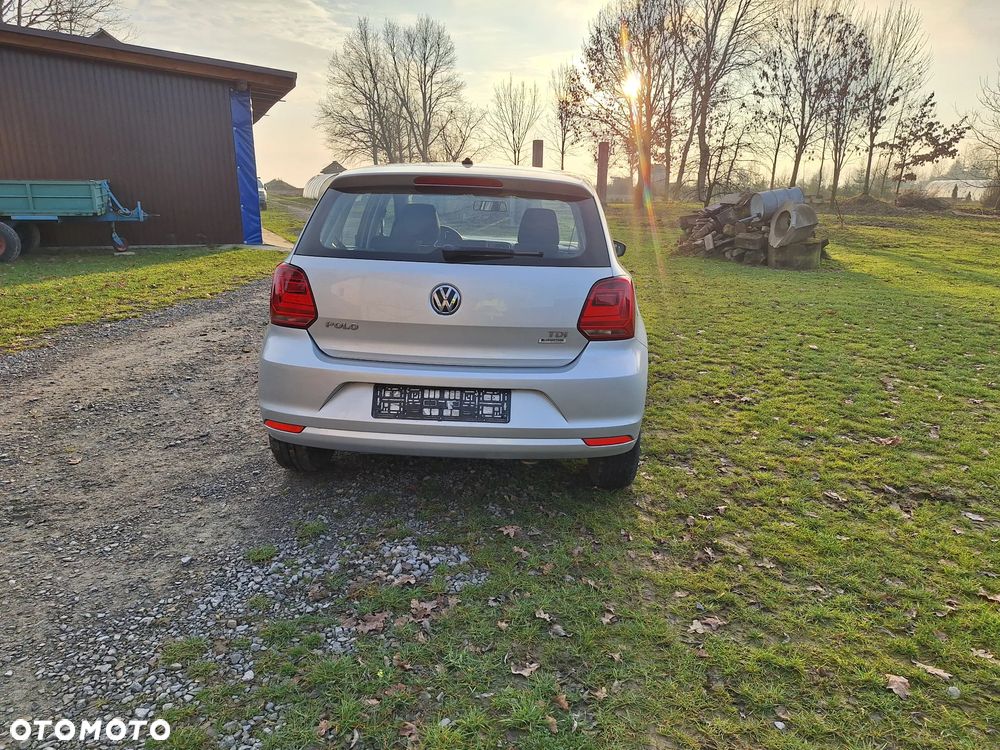 Volkswagen Polo 1.4 TDI (Blue Motion Technology) Comfortline - 9