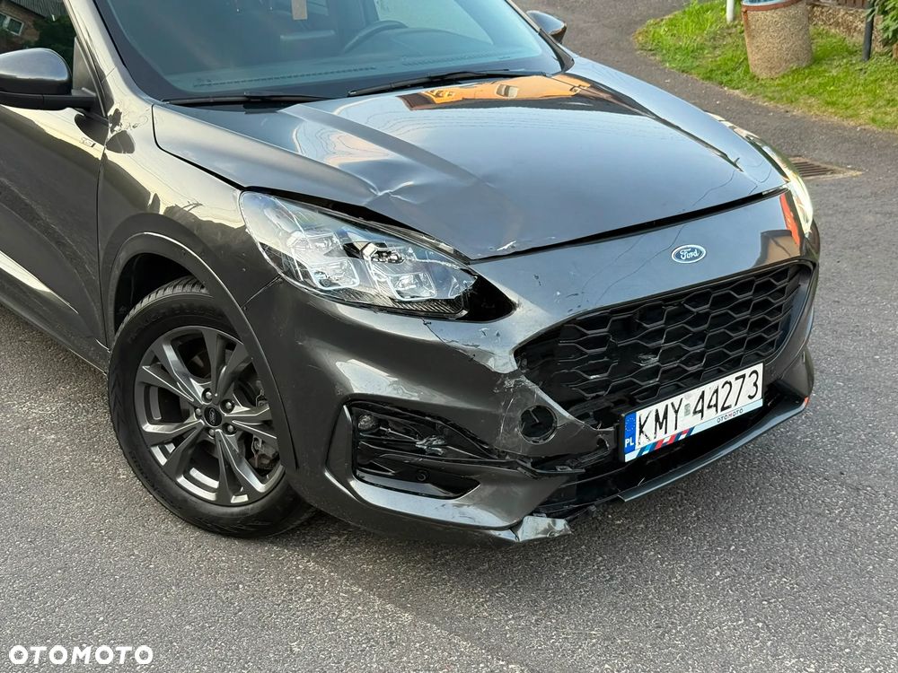 Ford Kuga 2.5 Duratec PHEV ST-LINE X - 26