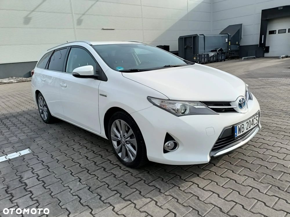 Toyota Auris - 2
