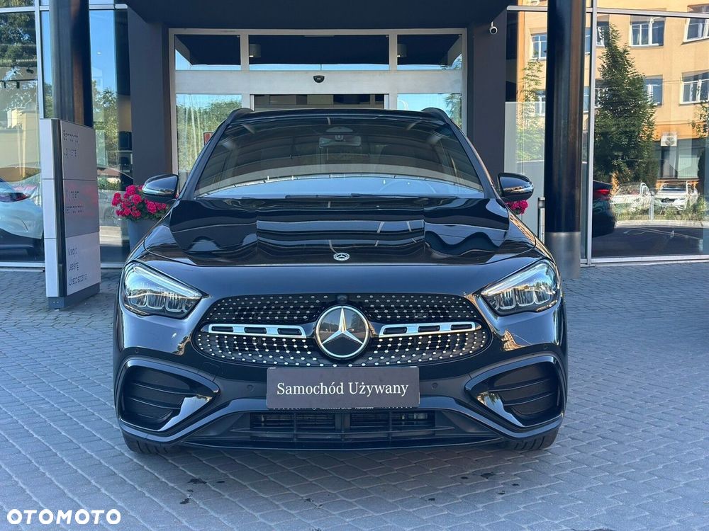 Mercedes-Benz GLA 200 AMG Line - 3