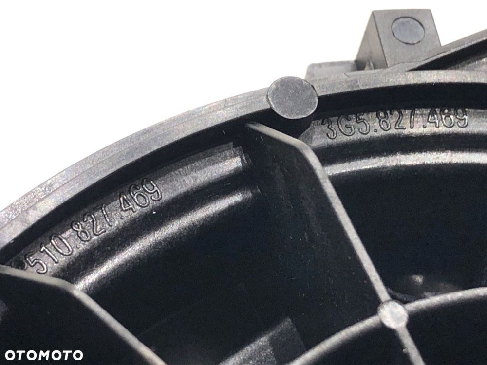 KLAMKA KLAPY TYŁ  VW PASSAT B8 Variant (3G5, CB5) 2014 - 2022 1.5 TSI 110 kW [150 KM] benzyna 2018 - 6