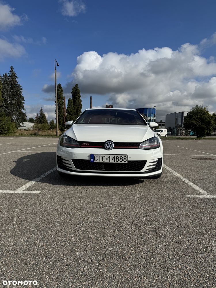 Volkswagen Golf 2.0 TSI BMT GTI Performance DSG - 38