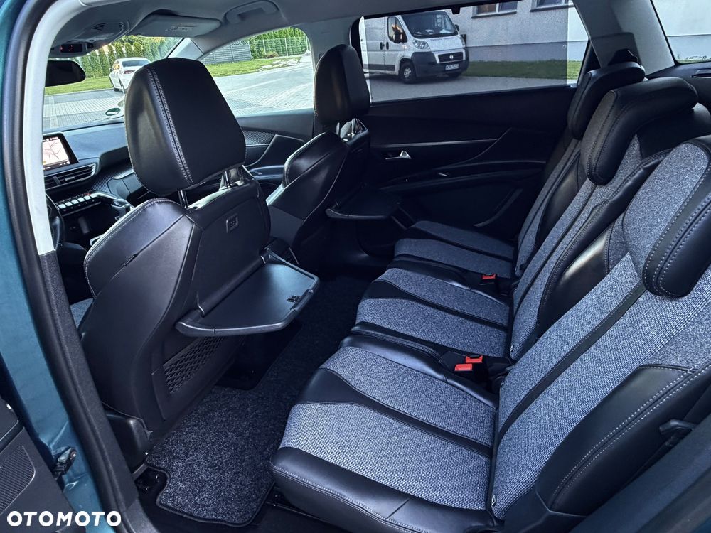 Peugeot 5008 BlueHDi 150 Allure - 40