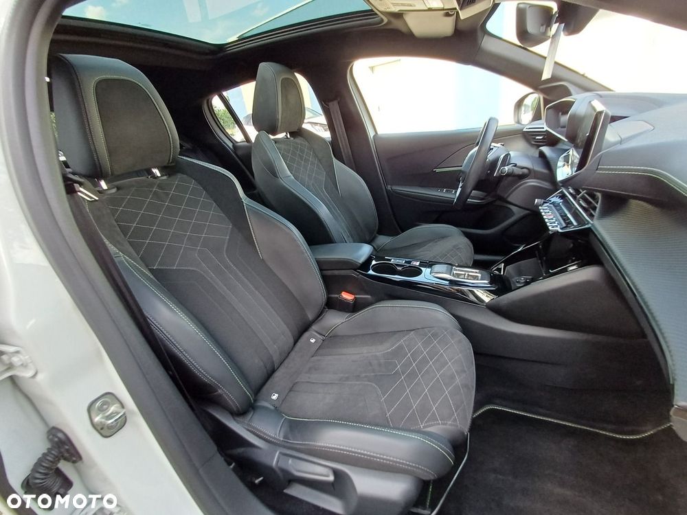 Peugeot 208 1.2 PureTech GT Pack S&S EAT8 - 16