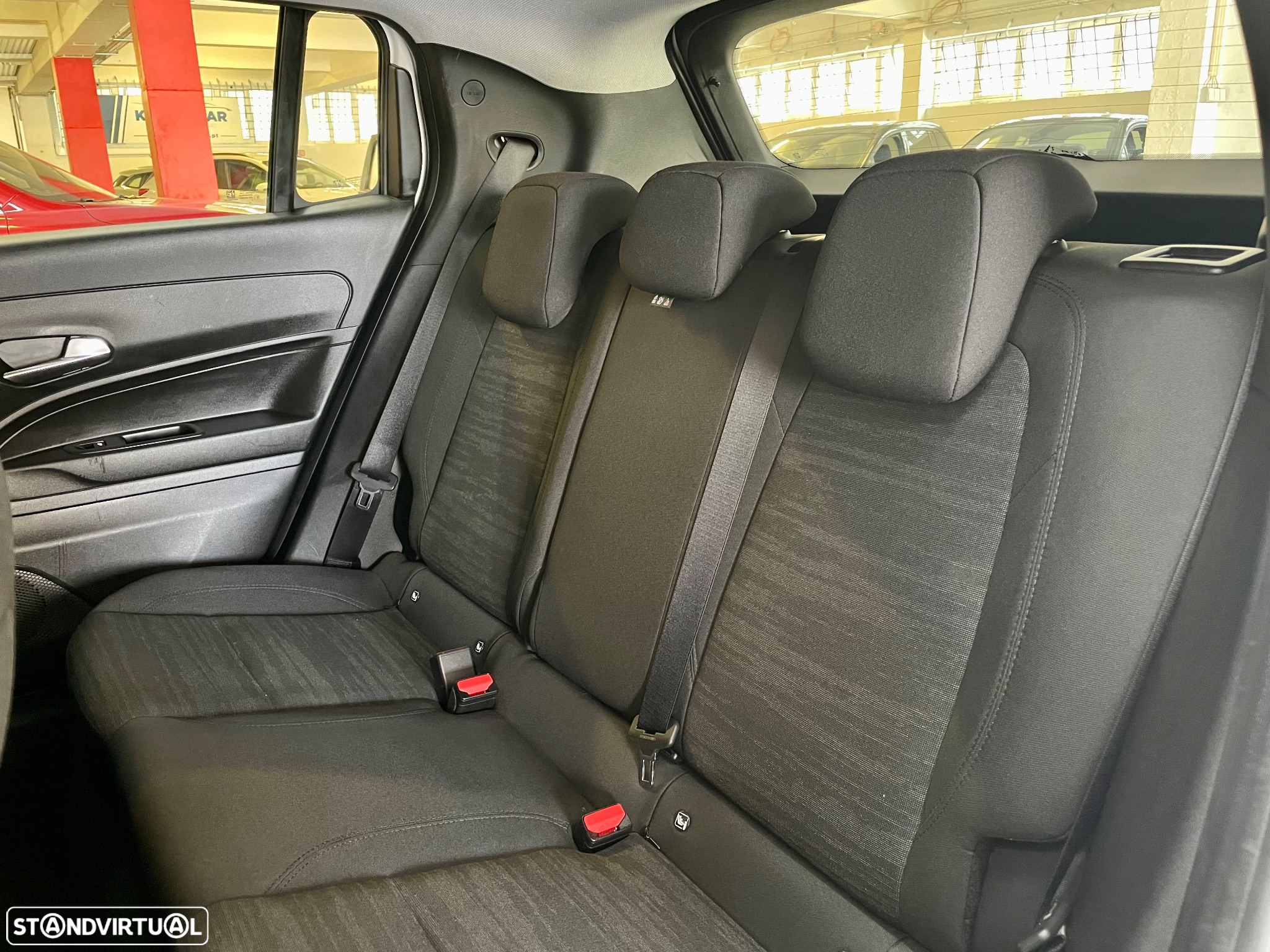 Jeep Avenger 54 kWh Longitude - 28