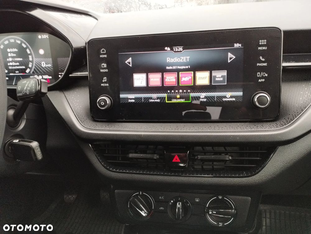 Skoda Fabia 1.0 TSI Essence - 24