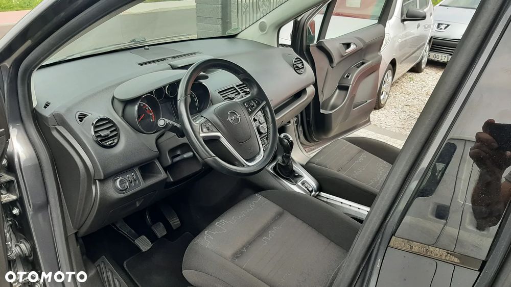 Opel Meriva - 17