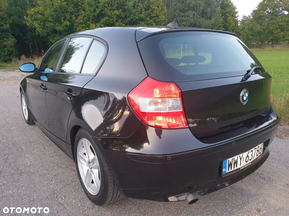 BMW Seria 1 120i - 3