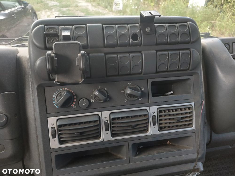 Iveco Eurocargo ML 120E22 - 23