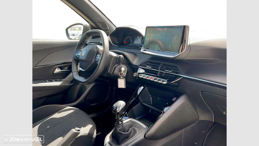 Peugeot 2008 1.2 PureTech Style — fotografia 19