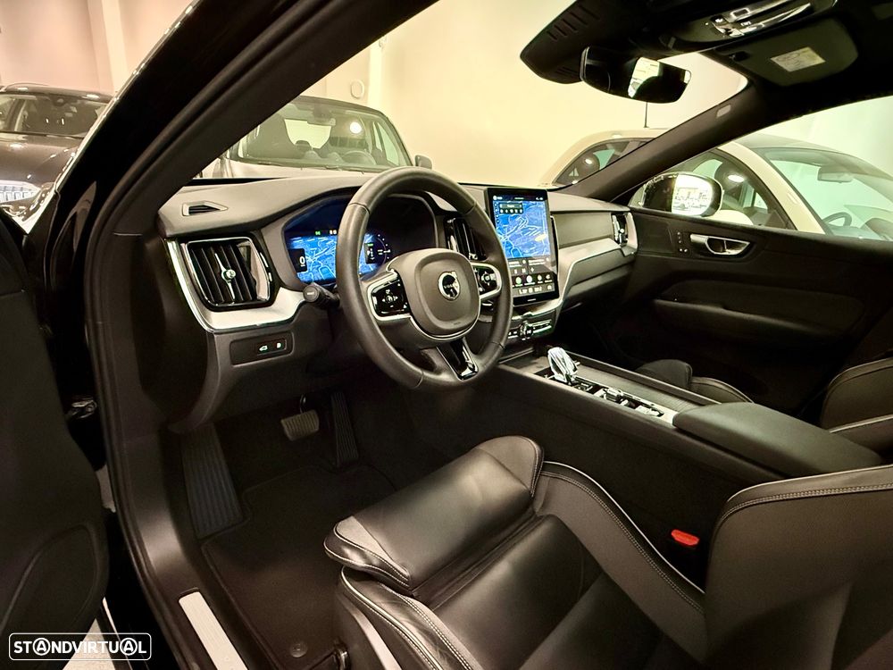 Volvo XC 60 2.0 T6 PHEV Black Edition AWD - 8