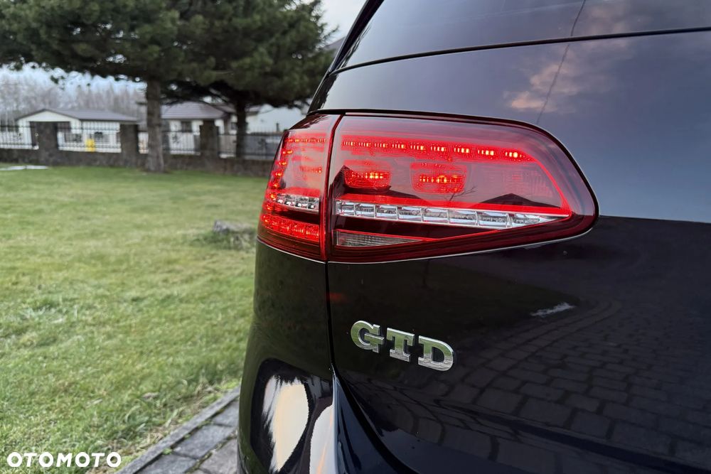 Volkswagen Golf GTD 2.0 TDI SCR DSG - 11
