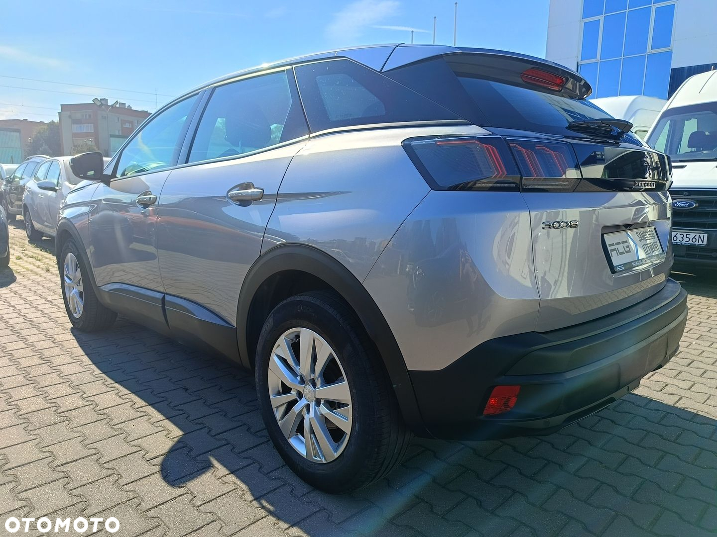 Peugeot 3008 1.5 BlueHDi Active Pack S&S EAT8 - 4